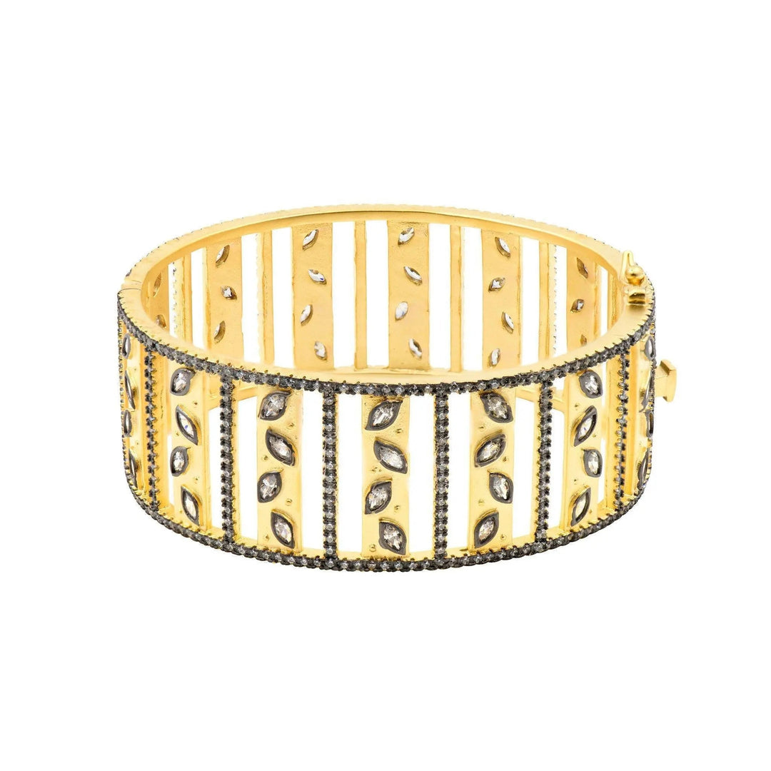 Petal Wide Hinge Bangle