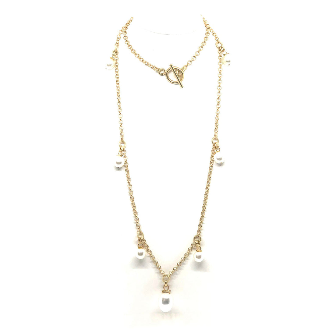 White Pearl Matte Gold Charm Matte Gold Accent Rolo Chain