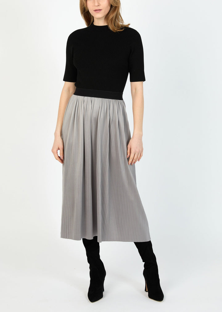 FANTASY PLEATED KNIT SKIRT