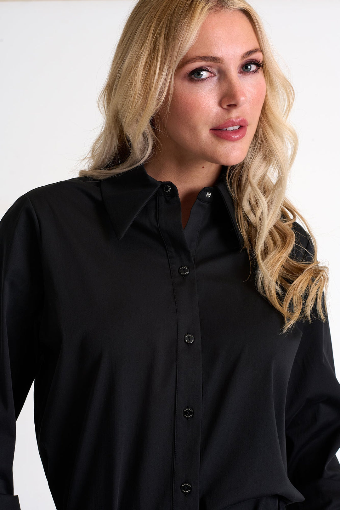 Poplin Shirt - 52466-81-800 02 / 800 Caviar / 69% COTON 26% NYLON 5% ELASTANE