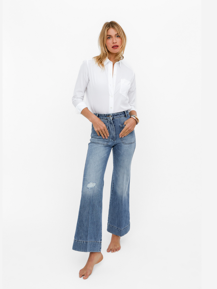 WEEKEND: THE RIGHT WHITE: SALE