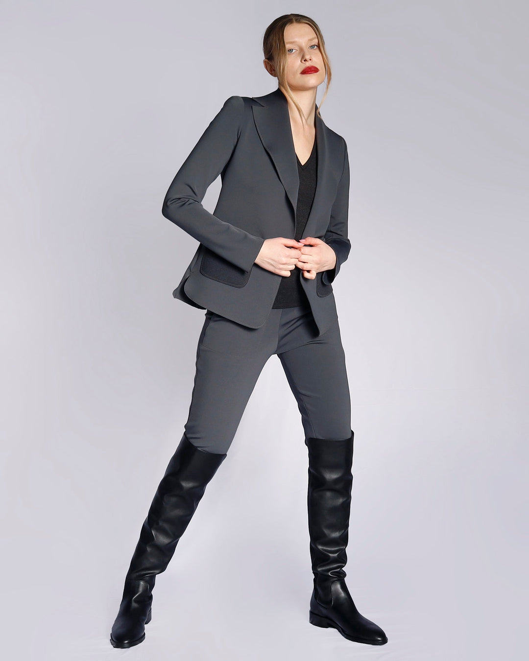 Maison Marie Saint Pierre | Pants | HILL | Dark Charcoal | Jacket | HOLMAN | Dark Charcoal