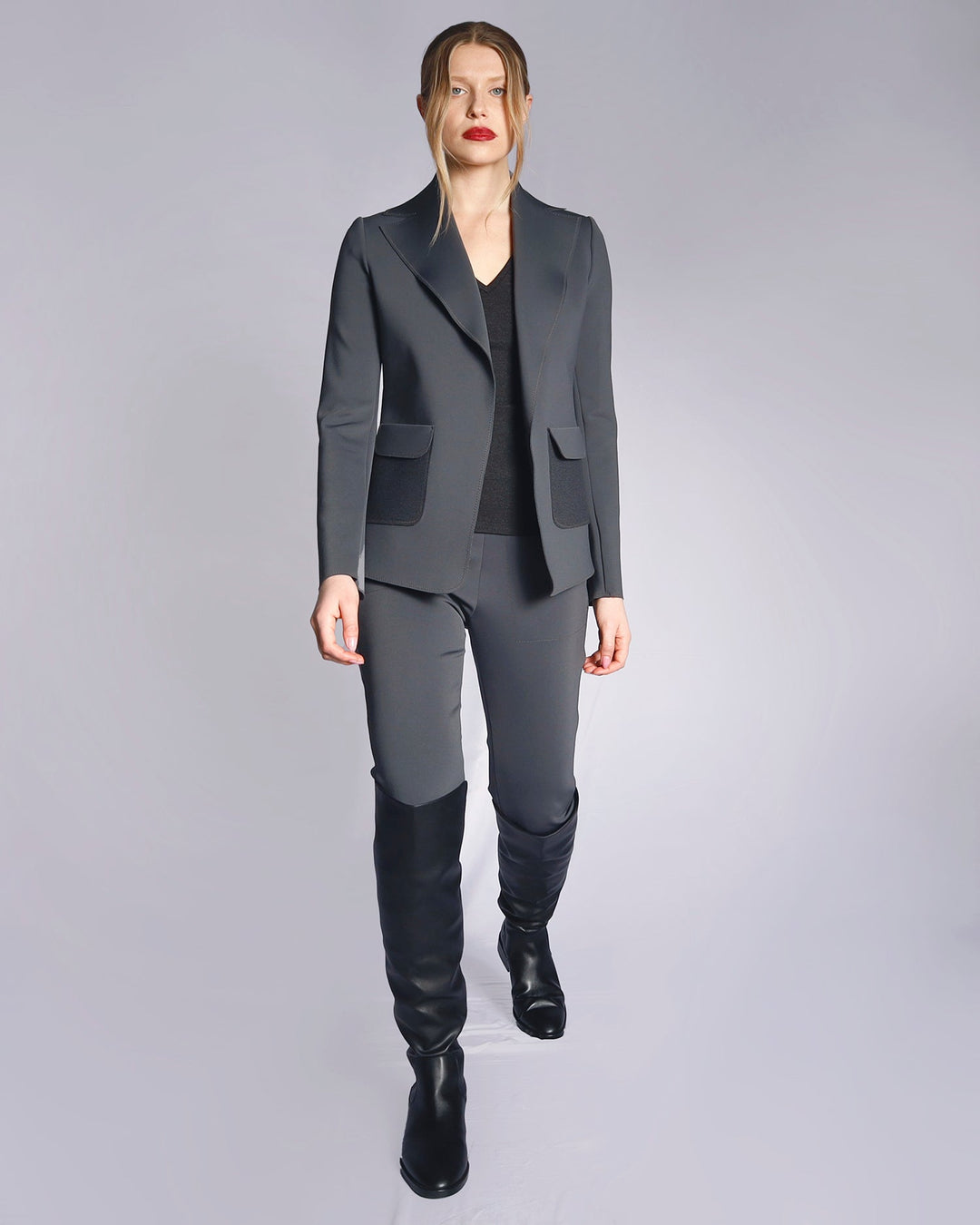 Maison Marie Saint Pierre | Pants | HILL | Dark Charcoal | Jacket | HOLMAN | Dark Charcoal