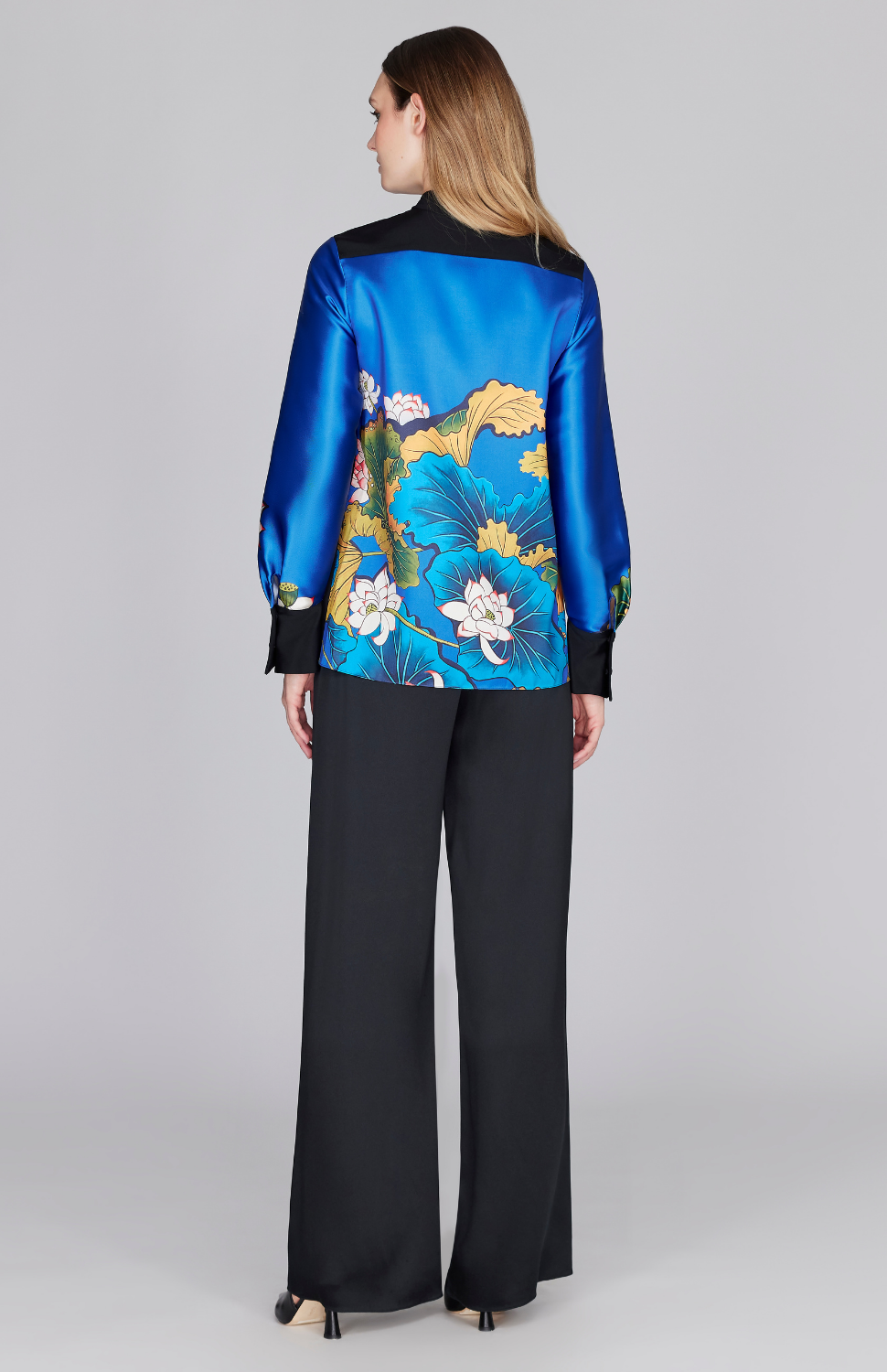 PREORDER Lotus Print Mandarin Collar Blouse w/ Relaxed Sleeve