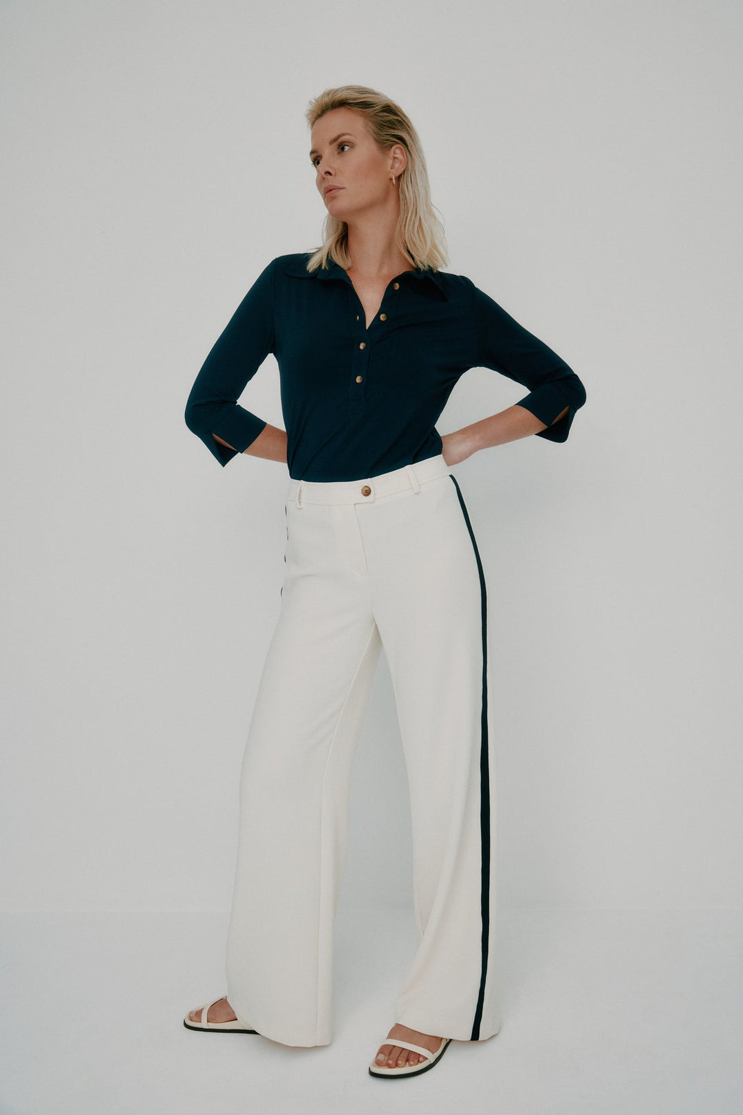 Wide leg pant with side stripe