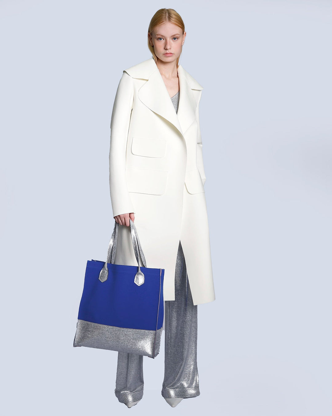  Maison Marie Saint Pierre | Coat | JOLENE | White | Silver | Bag | JOUVENCE | Royal Blue | Silver