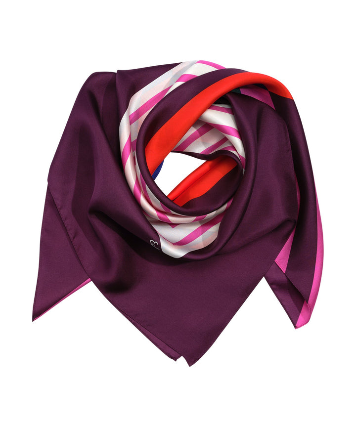 Super Stripe Square in color Wine