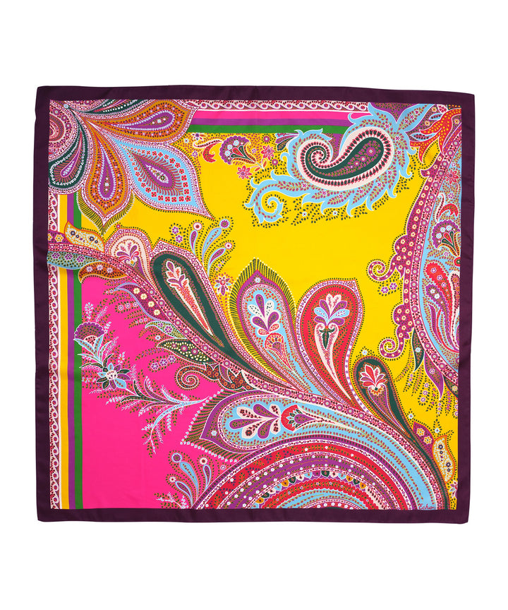 Parlor Paisley Square in color Rose Violet