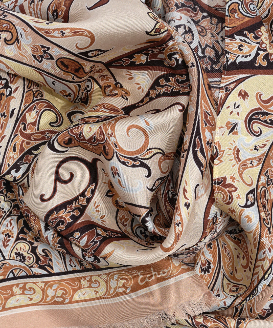 Manor Paisley Oblong Scarf in Vicuna