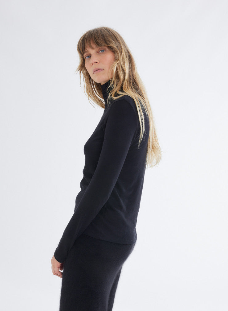 Cotton Cashmere Long Sleeve Turtleneck