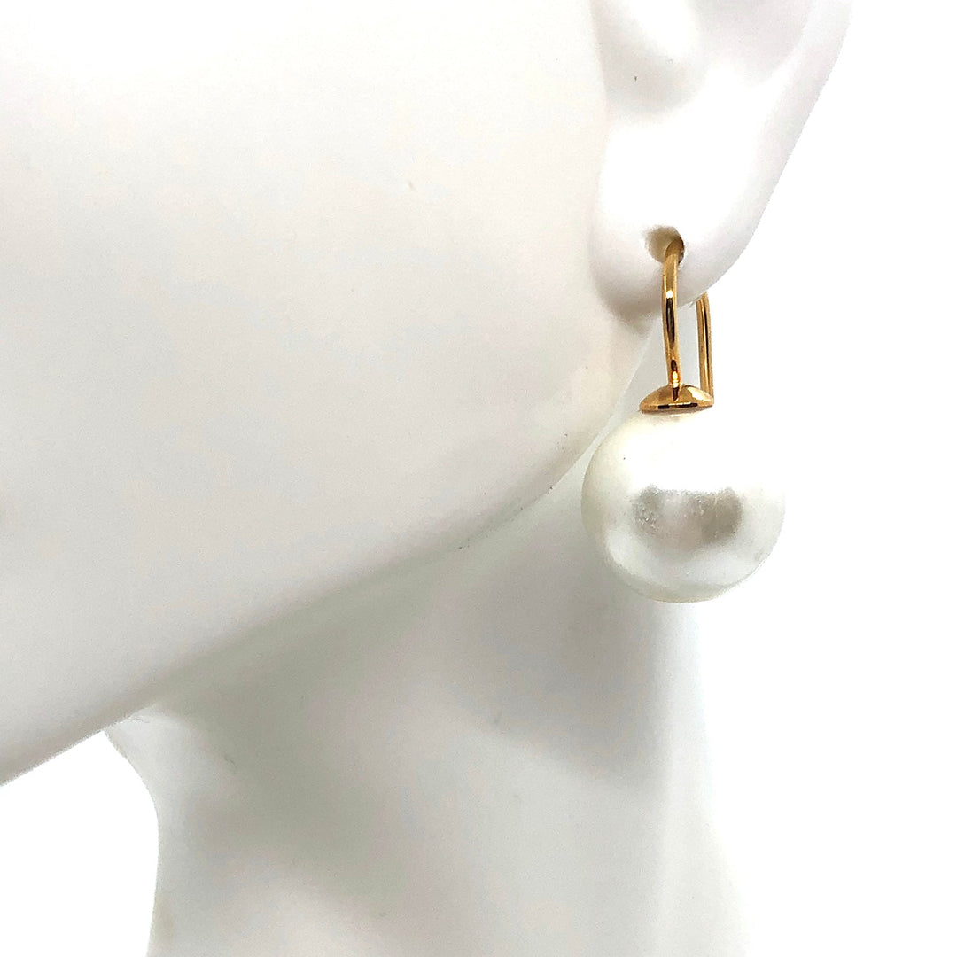 Glass Pearl Earring