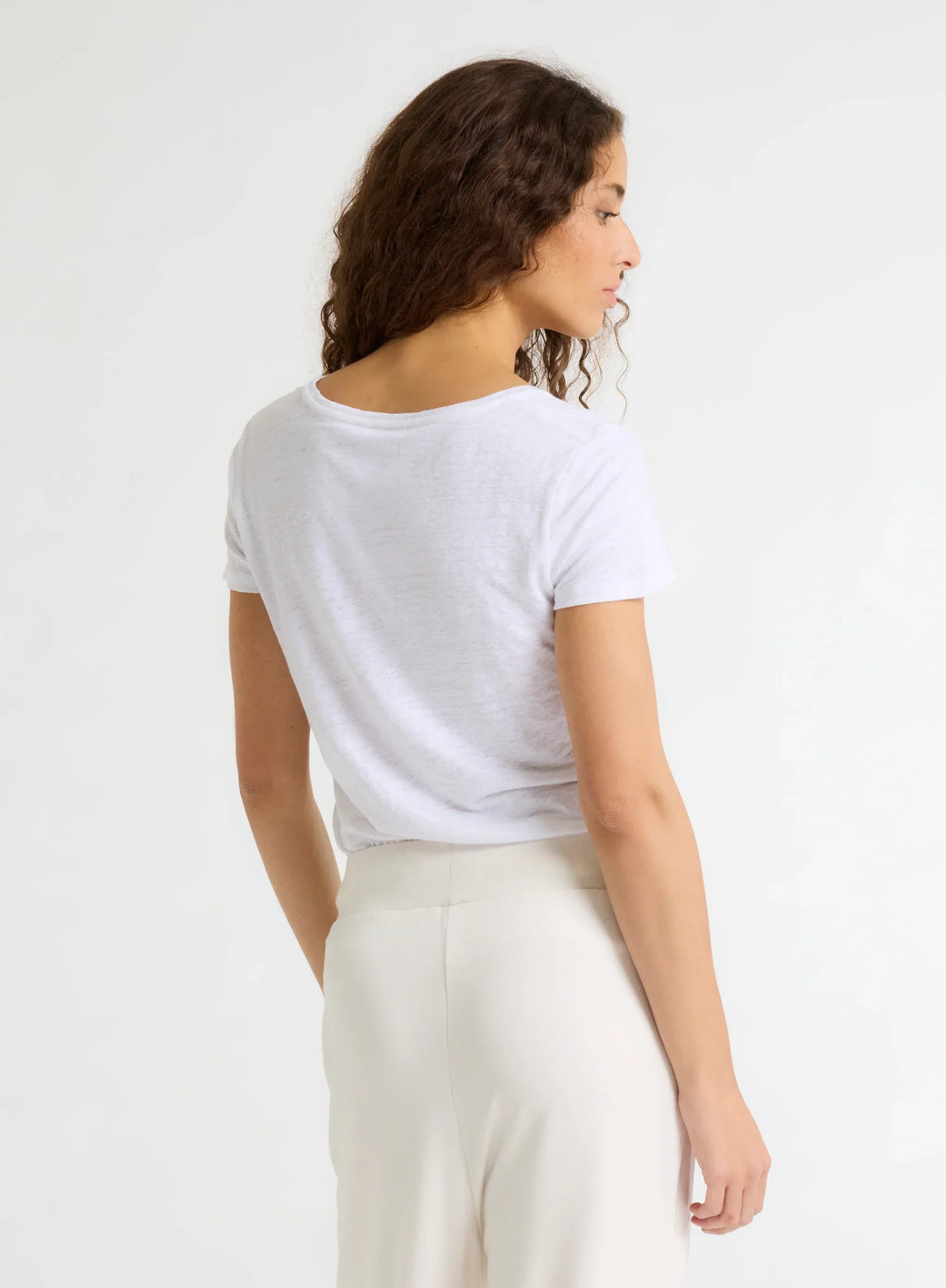 Stretch Linen Short Sleeve V-Neck T-Shirt