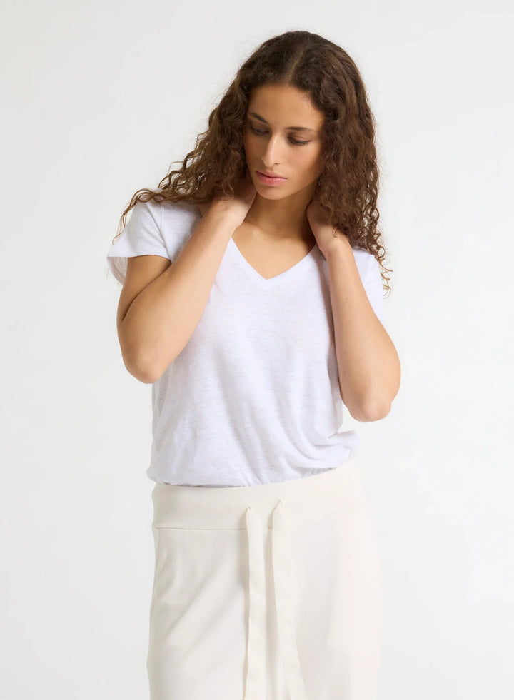 Stretch Linen Short Sleeve V-Neck T-Shirt