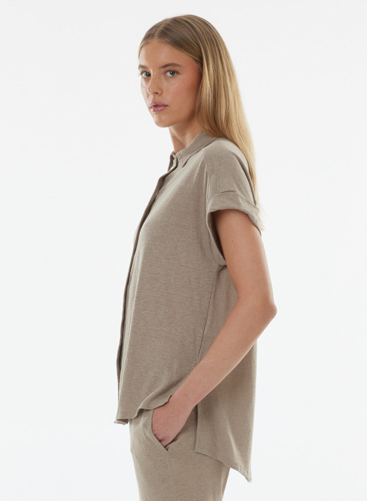 Stretch Linen Short Sleeve Shirt With Rolled Cuff - SHIRT - Majestic Filatures North America