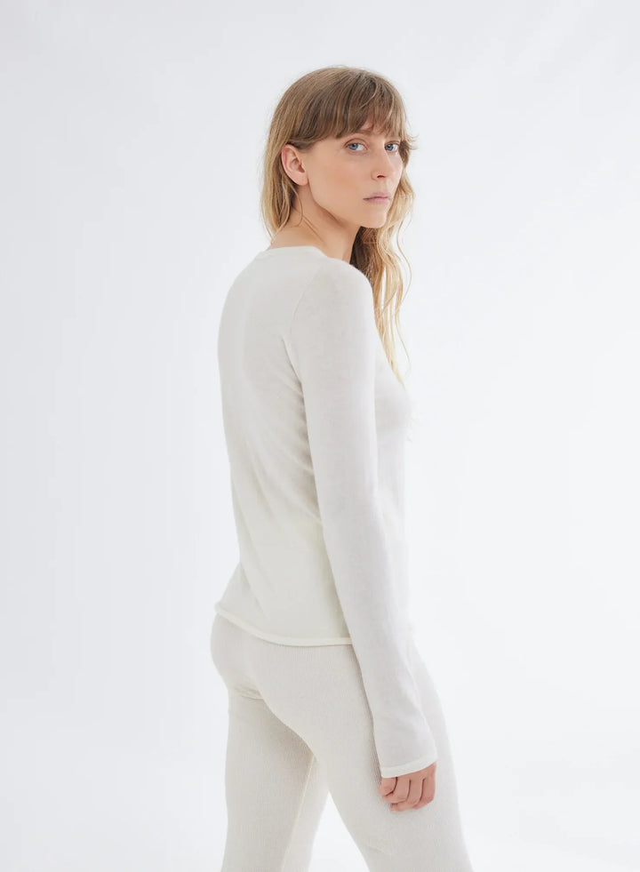 100% Machine Washable Cashmere Long Sleeve Crewneck T-Shirt
