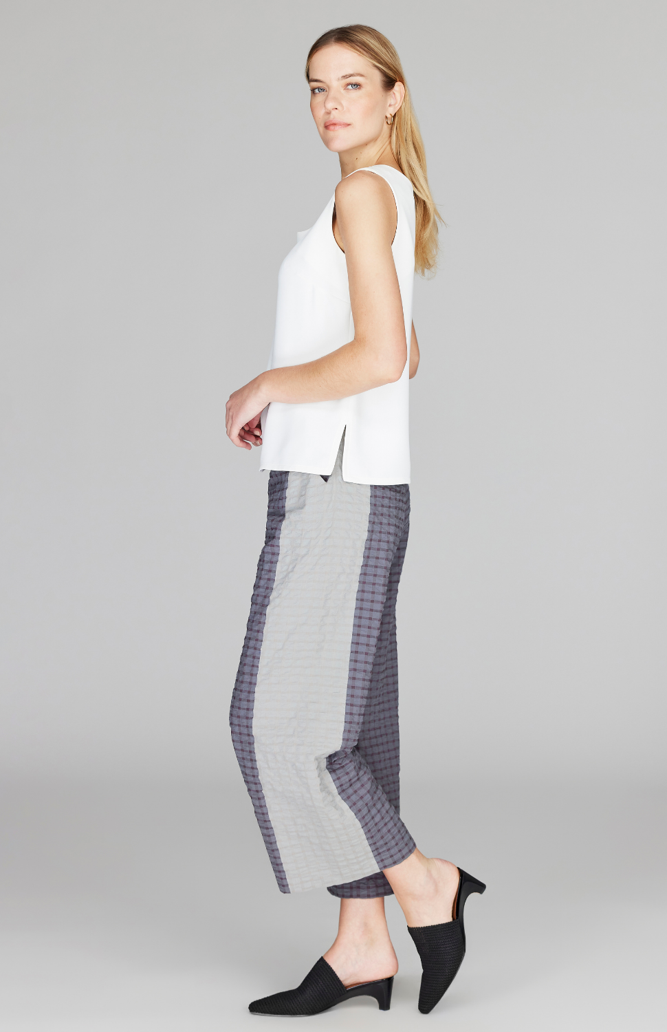 Crinkle Shirting Straight Pants w/ Contrast Panel