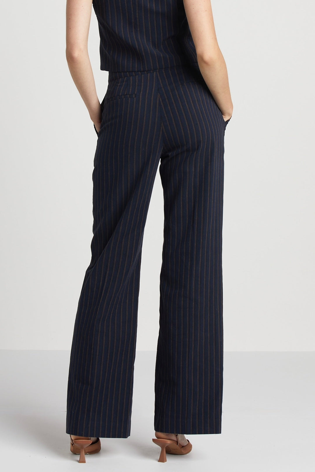 Preston Straight Leg Stretch Trouser w/ Pin Tuck