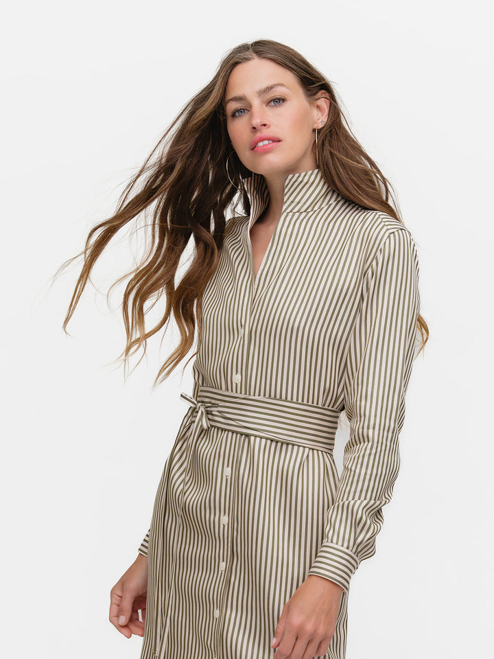 SHIRT DRESS: STRAIGHT UP