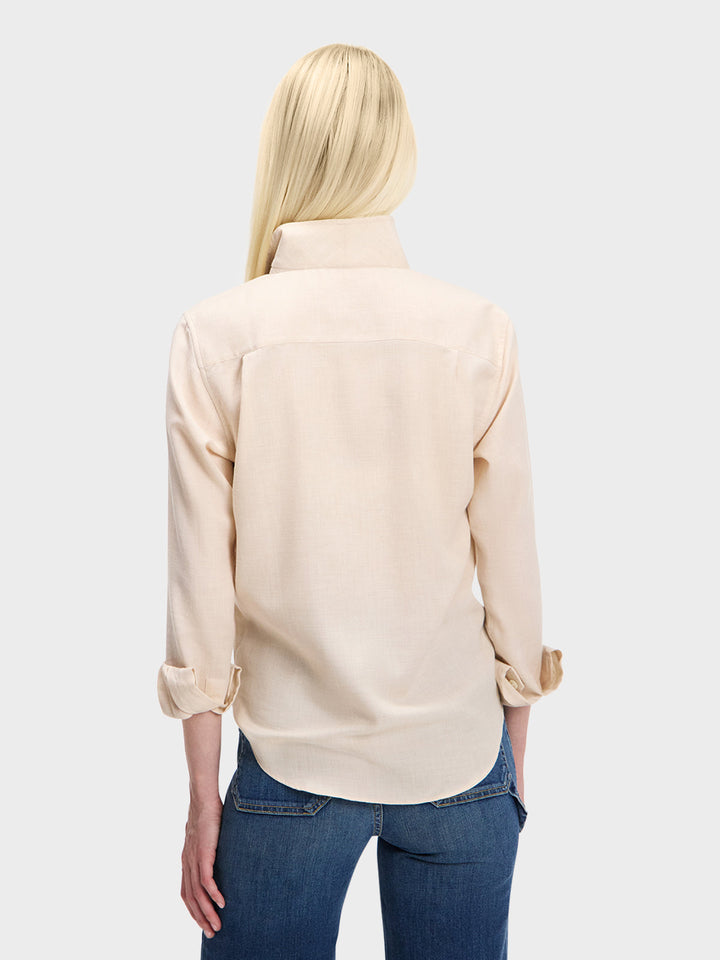 SIGNATURE: GOLDEN GIRL