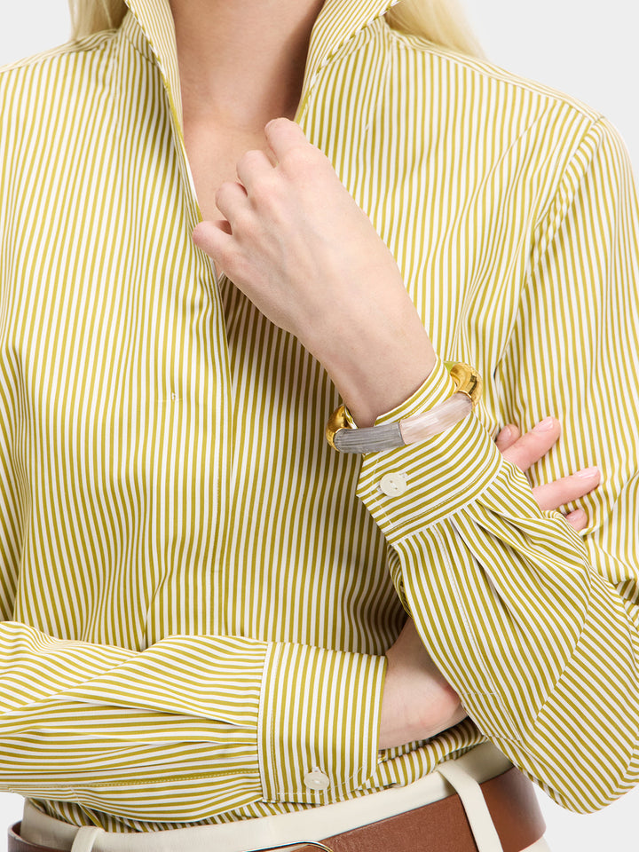 SIGNATURE: WITH A TWIST