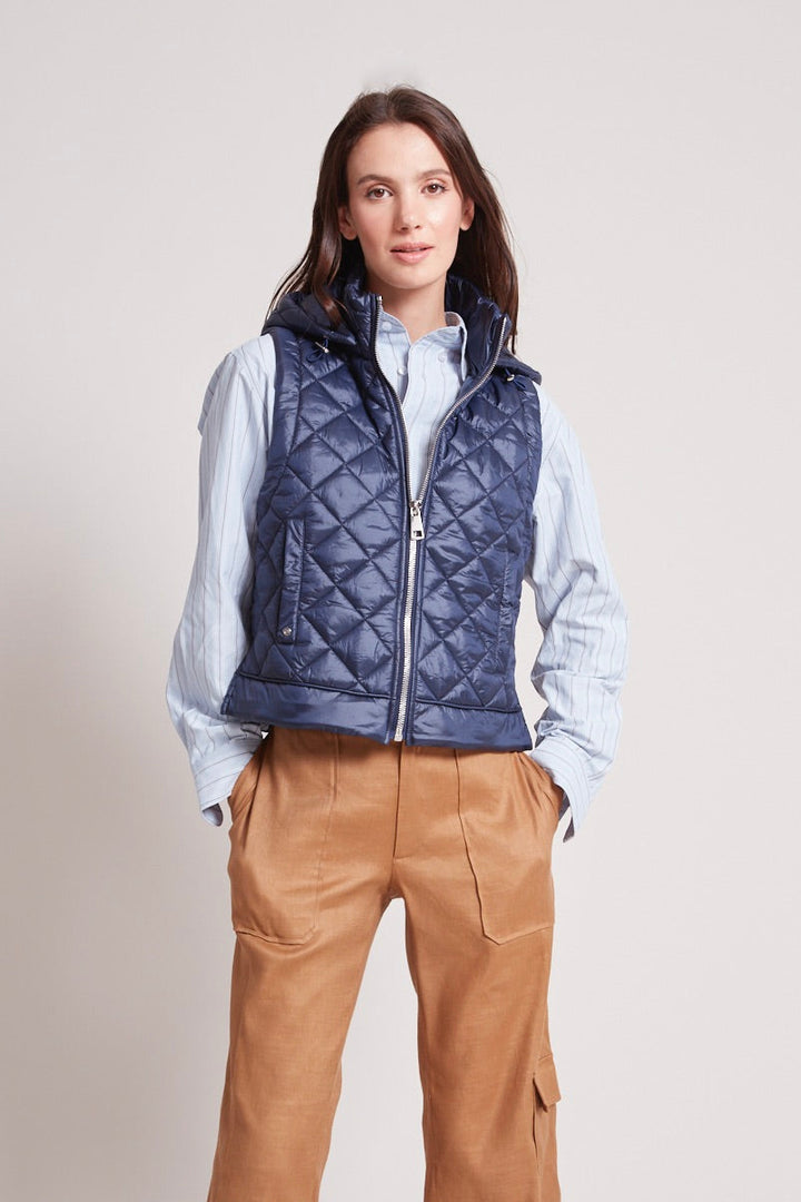 Talia quilted gilet w/ removable hood