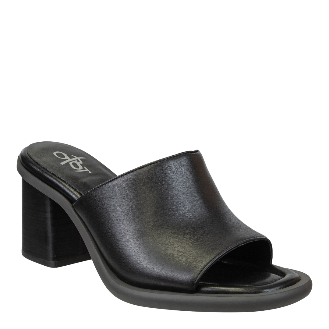 OTBT - BRAVURA in BLACK Heeled Sandals