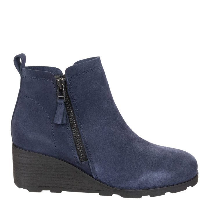 OTBT - STORY in NAVY Wedge Ankle Boots