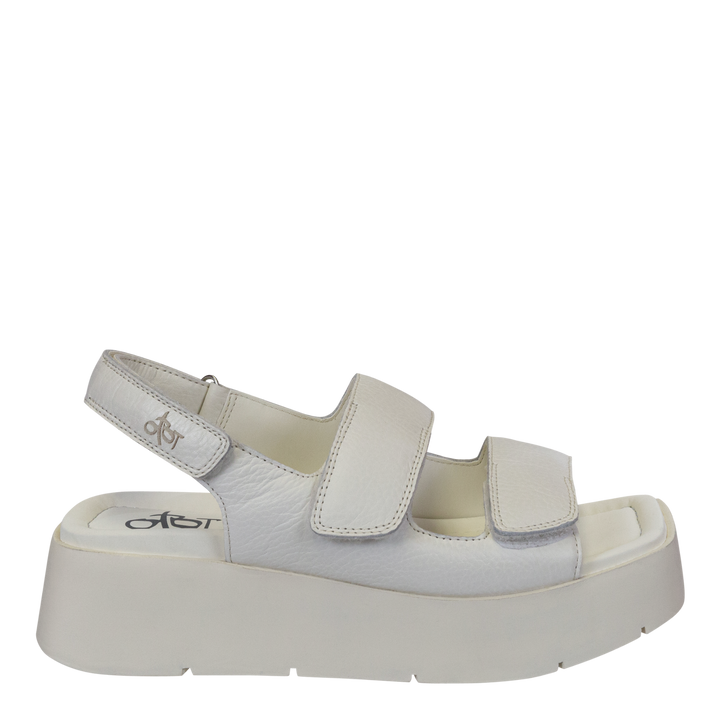 OTBT - ASSIMILATE in CHAMOIS Platform Sandals